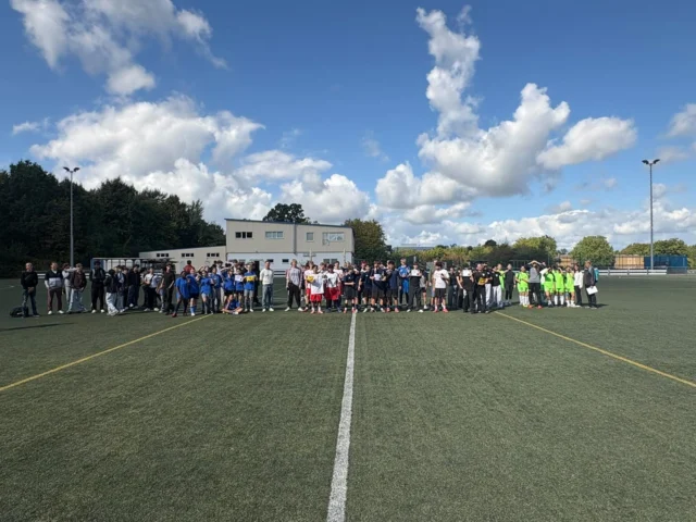 Gestern fand der Lisa Cup 2026 statt. Es war wieder ein spannendes und faires Turnier. Der diesjährige Sieger bei den Jungen ist das @hag.barsinghausen und bei den Mädchen die @ligs_langenhagen. Wir freuen uns schon auf das nächste Jahr und die 3. Ausgabe des Lisa Cups. 

Vielen Dank an die weiteren teilnehmenden Schulen @kgs_barsinghausen, @igs.springe und KGS Wennigsen.